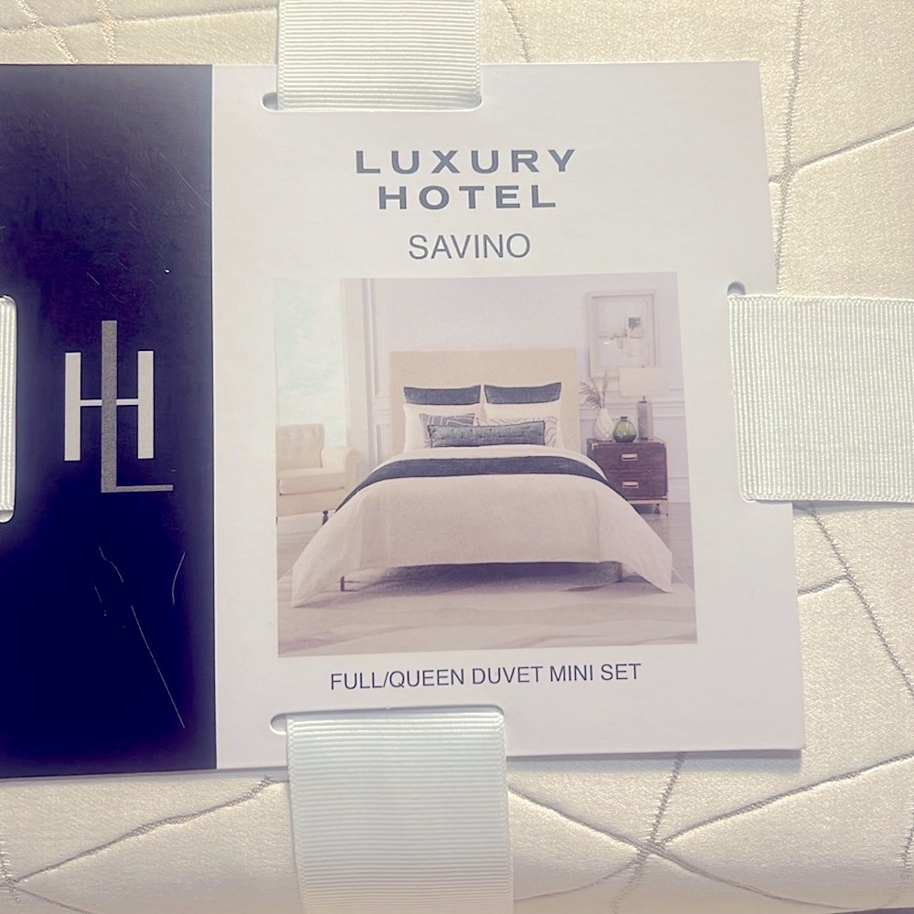 Luxury Hotel Queen Duvet Cover  & 2 pillow Cases Cream NWT Natural Spa Feel